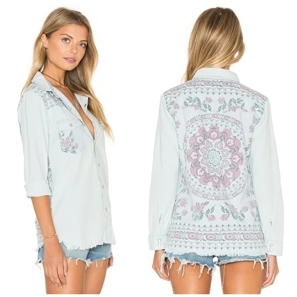 Spell Tops - ✨ Spell Pandora Chambray Pearl Button Down Shirt